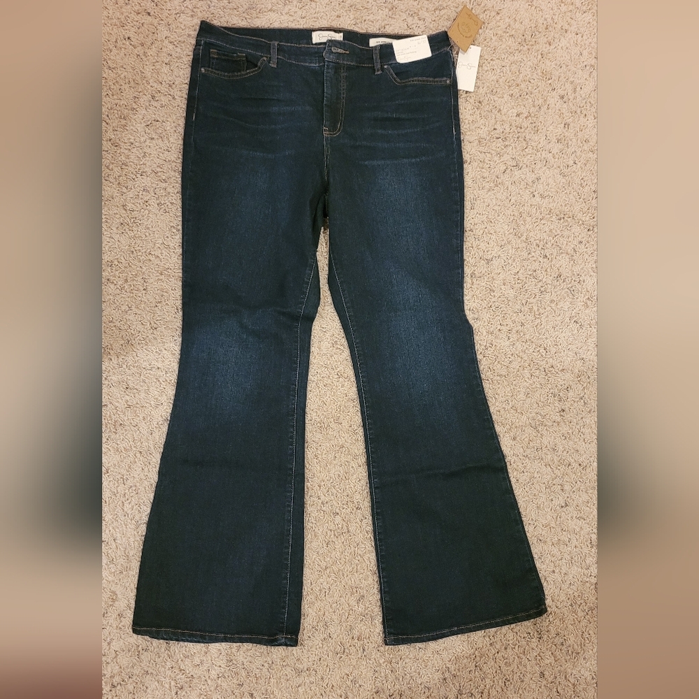 JESSICA SIMPSON FLARE Jeans